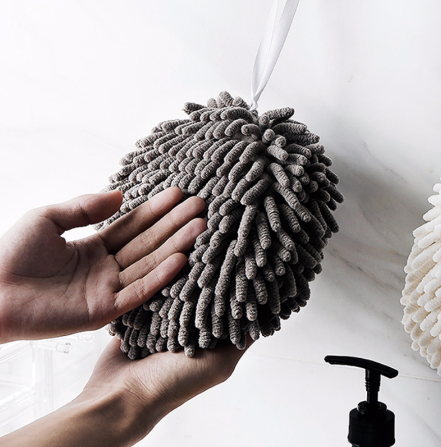 Hanging Towel & Cleaner