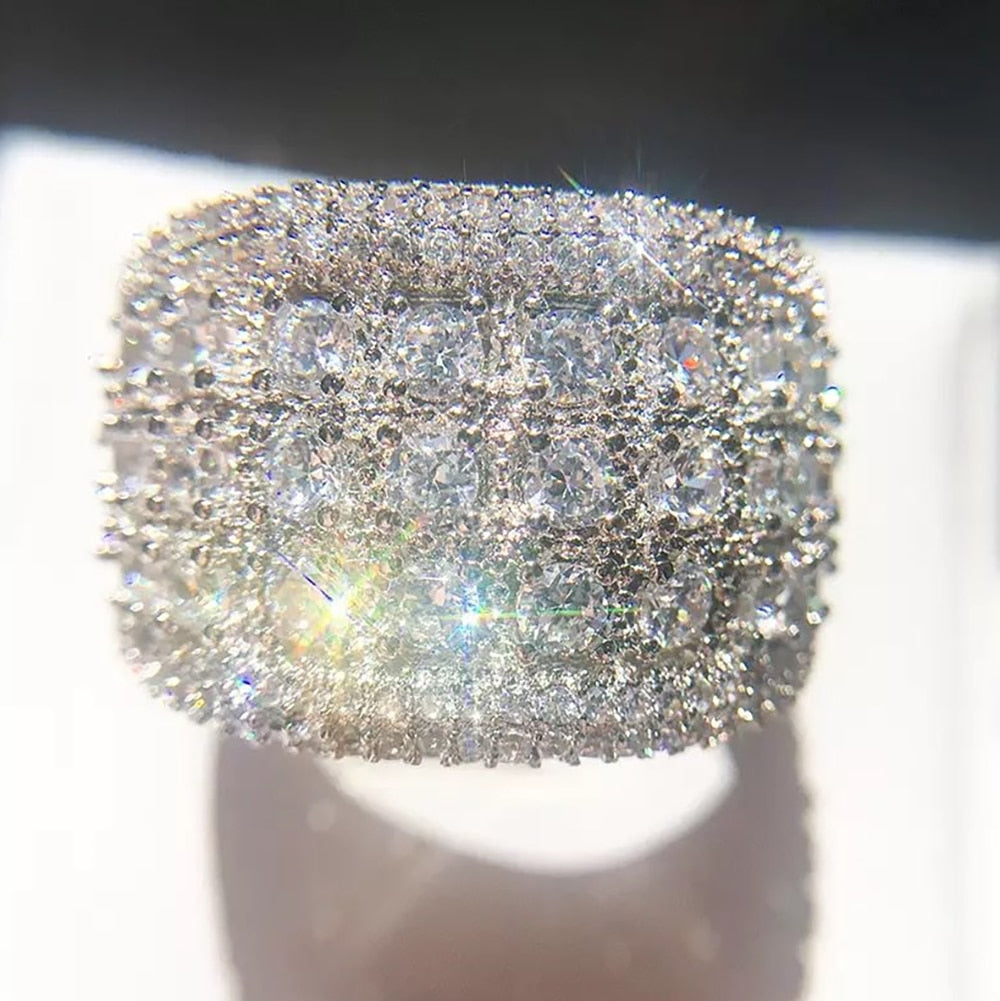 Luxury Moissanite Diamond Ring