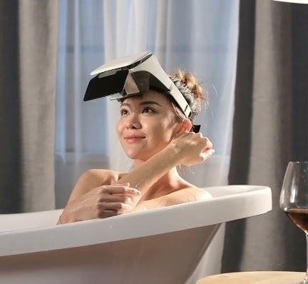 VR Headset Magnifier