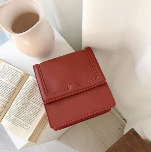 Simple Leather Shoulder Bag