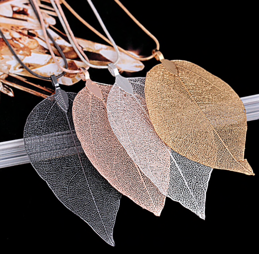 Minimal Leaf Necklace