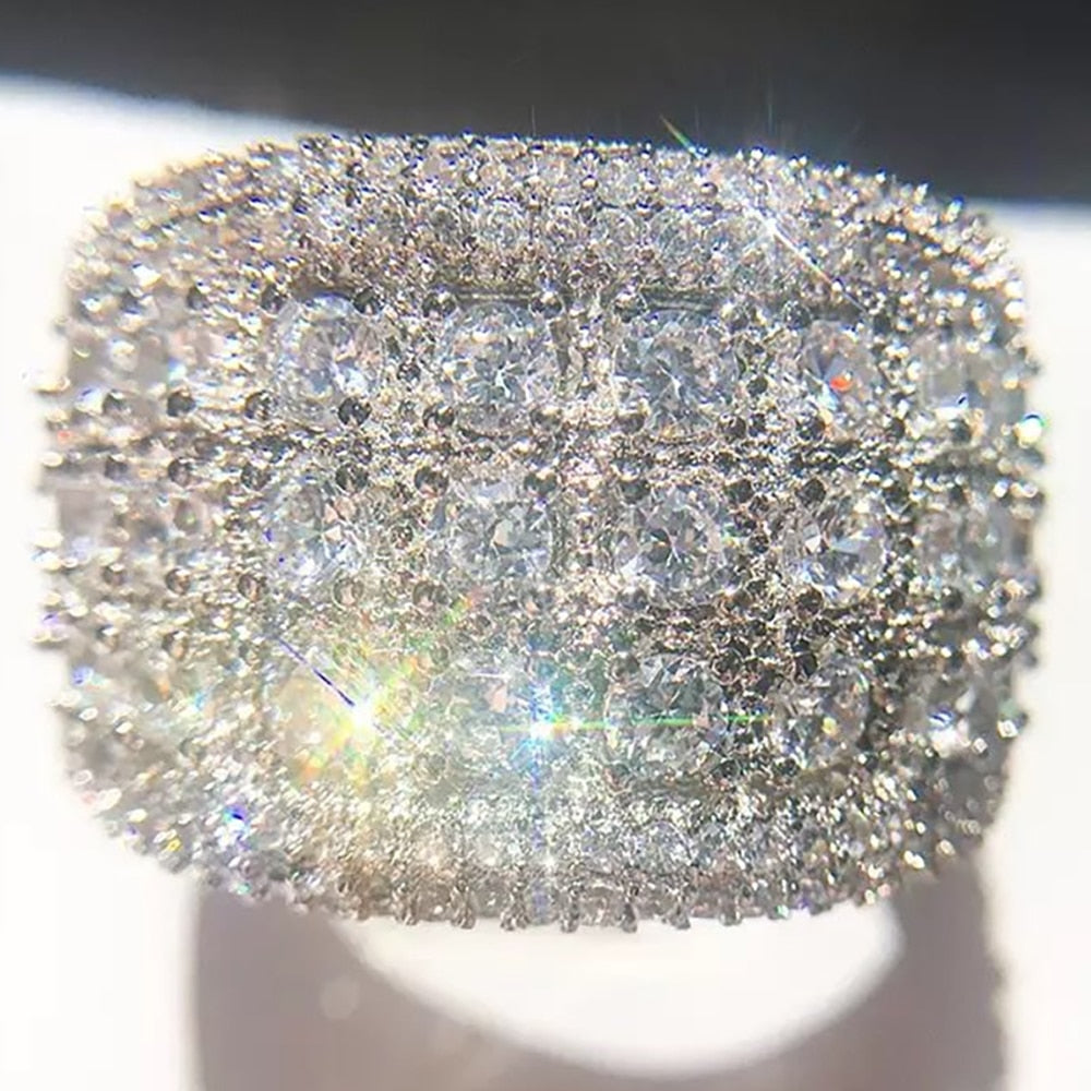 Luxury Moissanite Diamond Ring