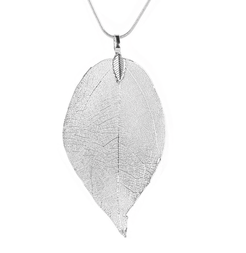 Minimal Leaf Necklace