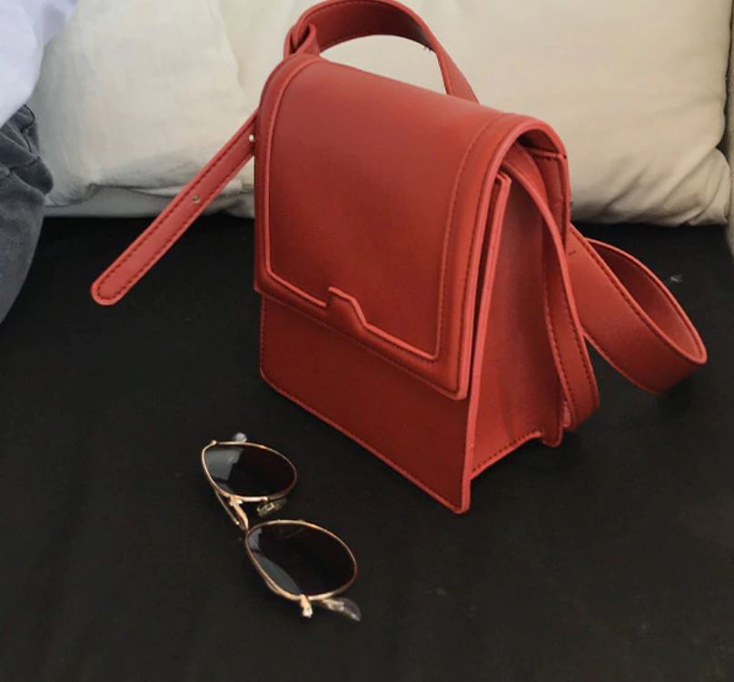 Simple Leather Shoulder Bag